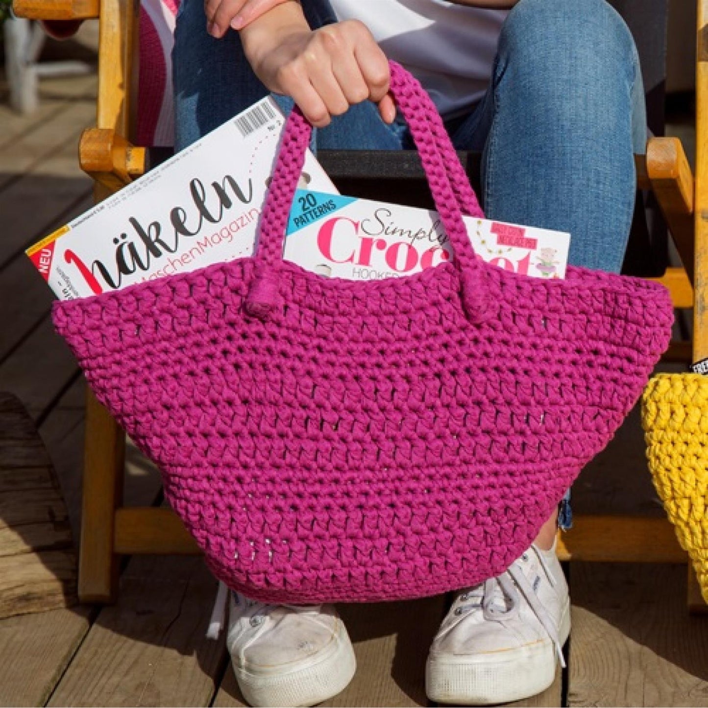Hoooked RibbonXL Crazy Plum 0.8 Cotton Avila Beachbag Crochet Kit