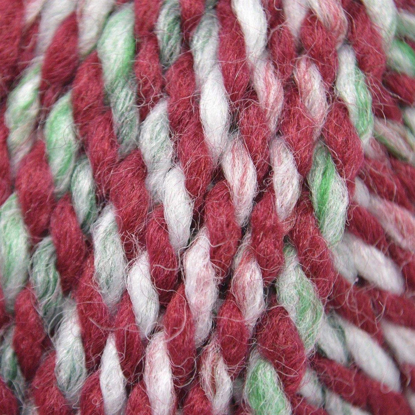 Christmas Yarn - 88m, 100g Super Chunky