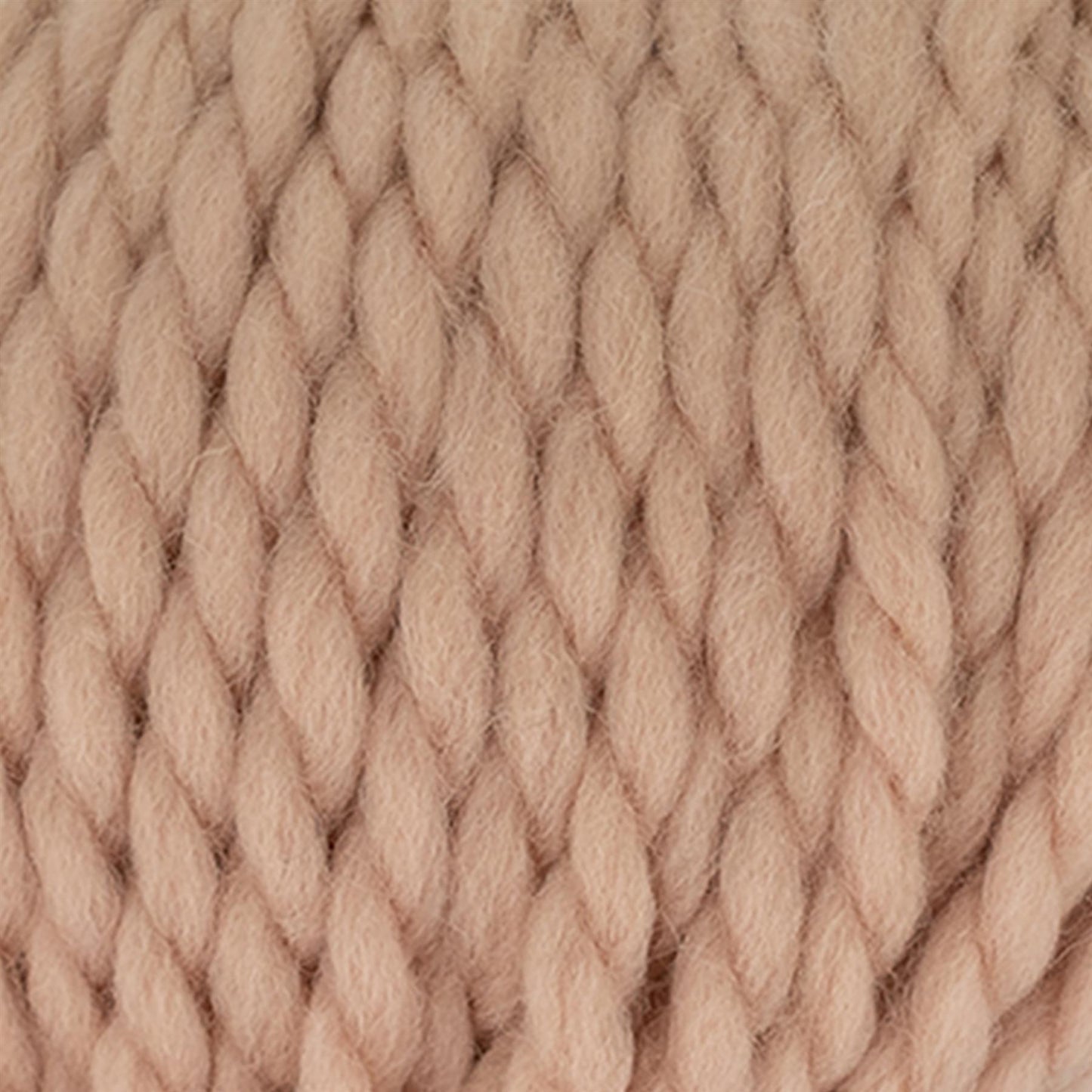 Rosarium Yarn - 40m, 100g Mega Chunky