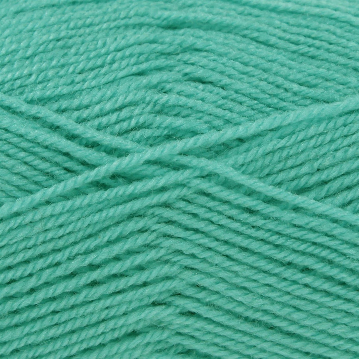 Pricewise Yarn - 282m, 100g Double Knit