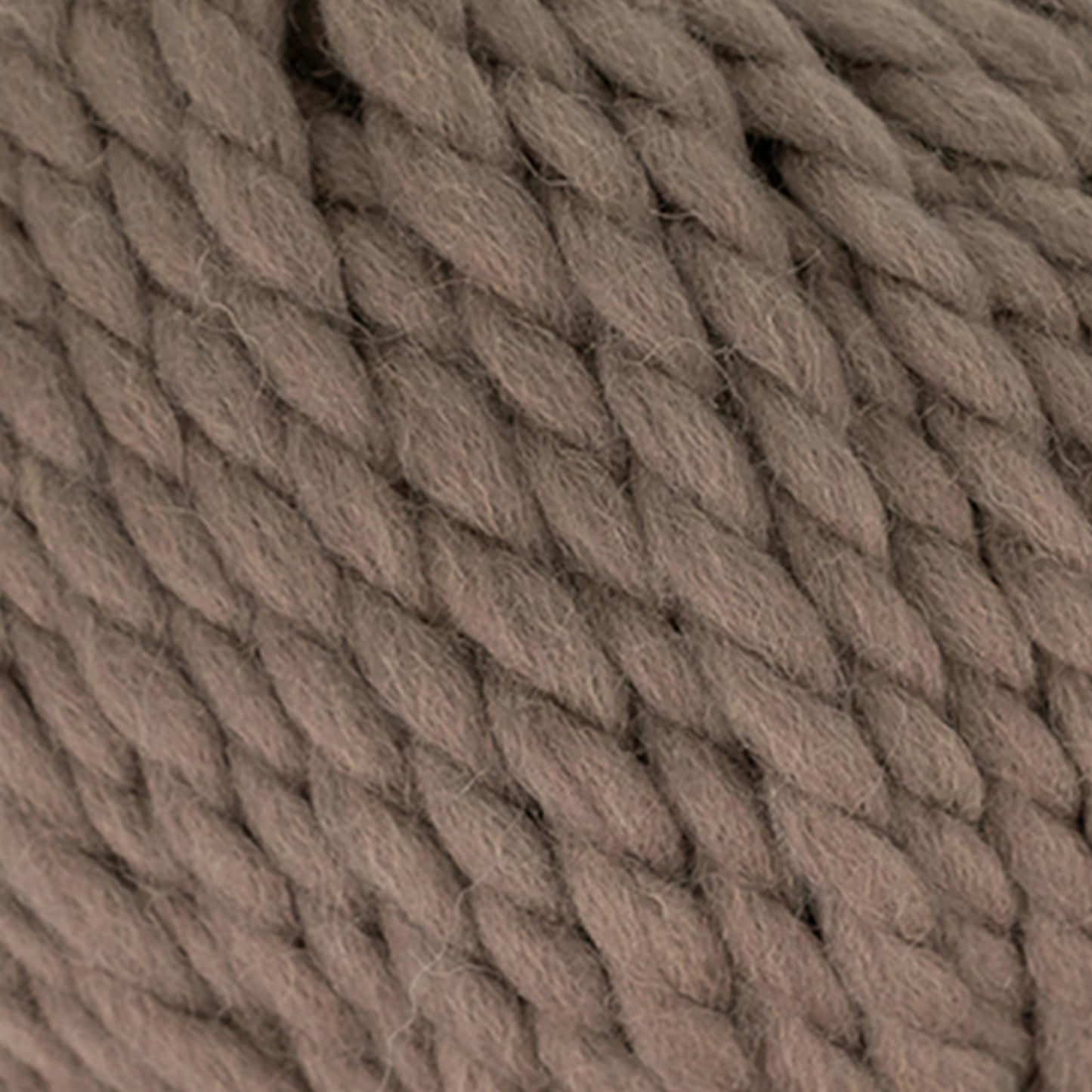 Rosarium Yarn - 40m, 100g Mega Chunky