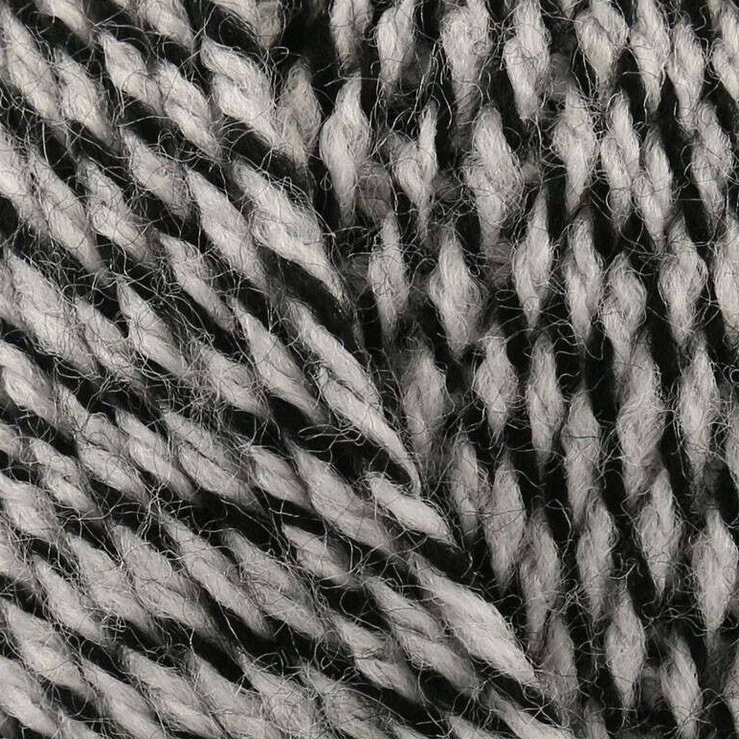 Pricewise Yarn - 282m, 100g Double Knit
