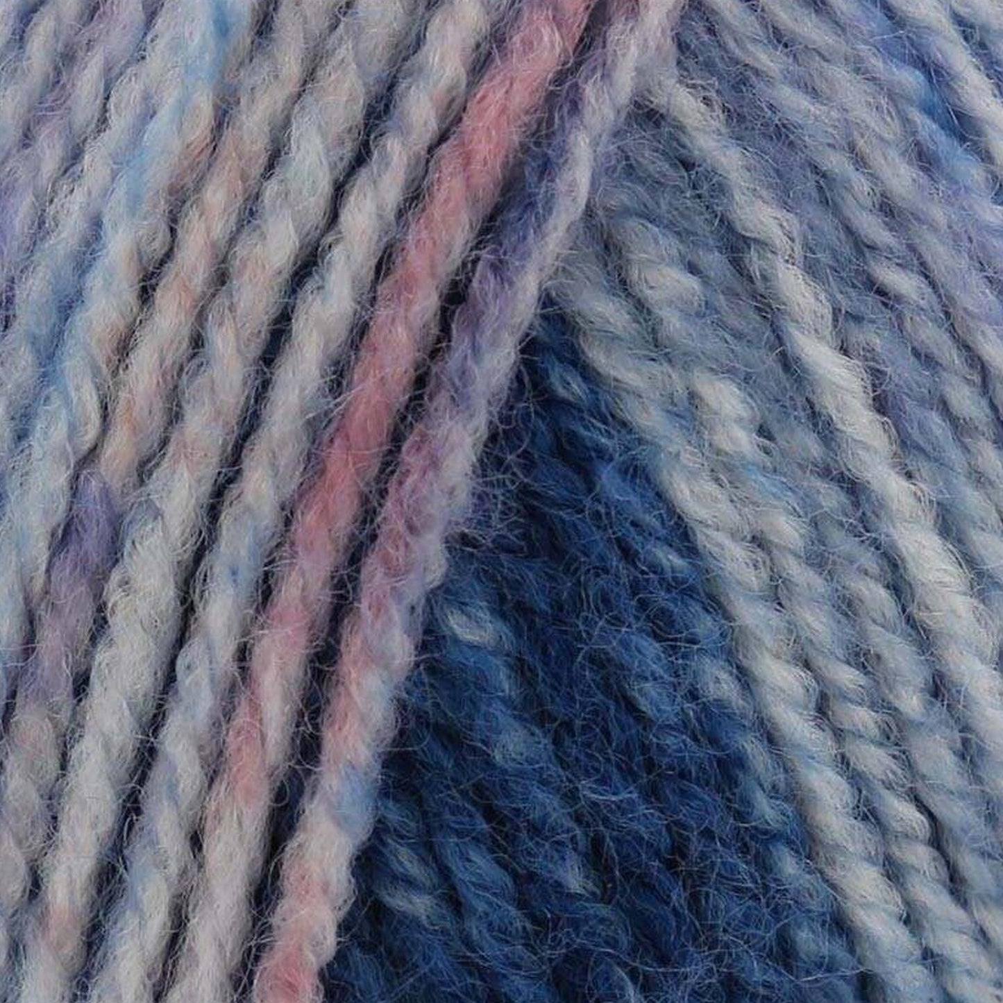 [King Cole] 1934500 Bramble Nettle Yarn - 290M, 100g Double Knit