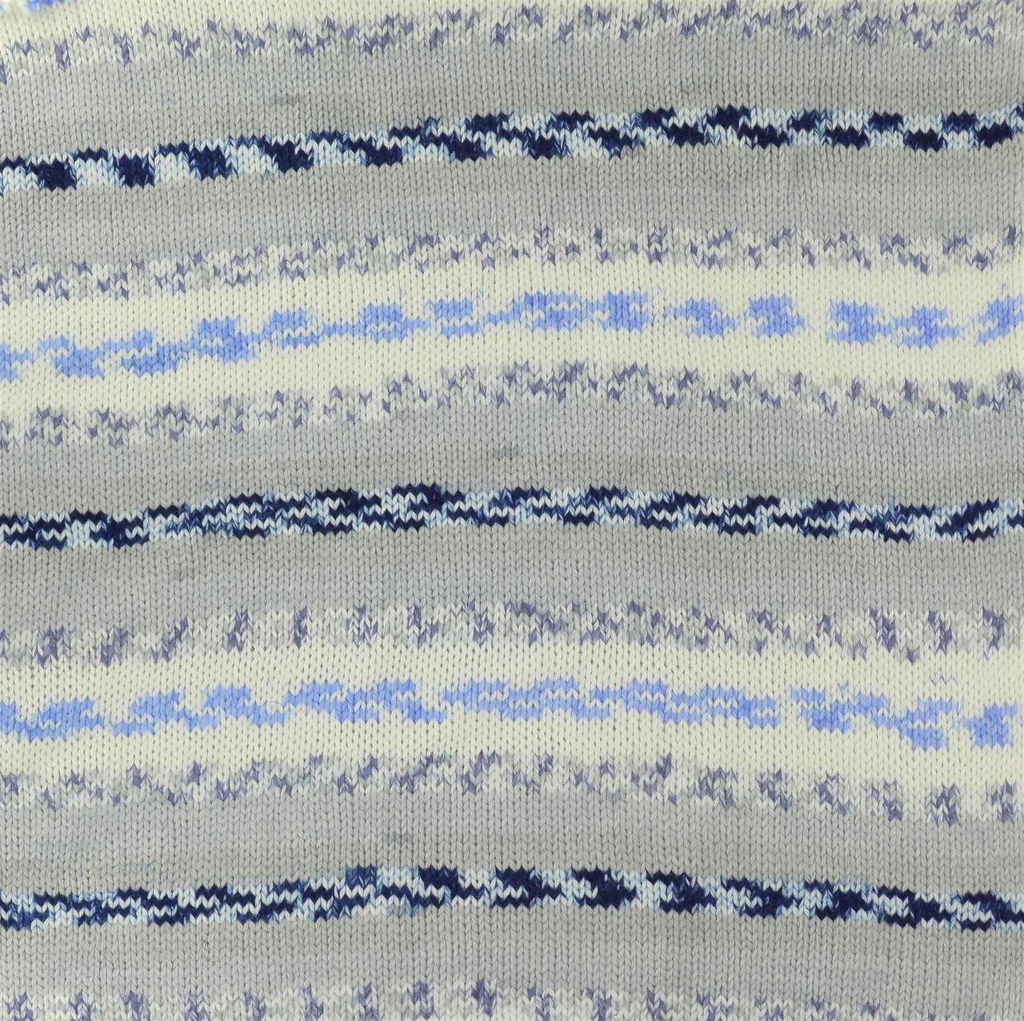 Cosy Love Yarn - 212m, 100g Aran